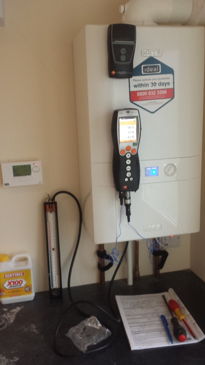 Heating Engineer: Image 1